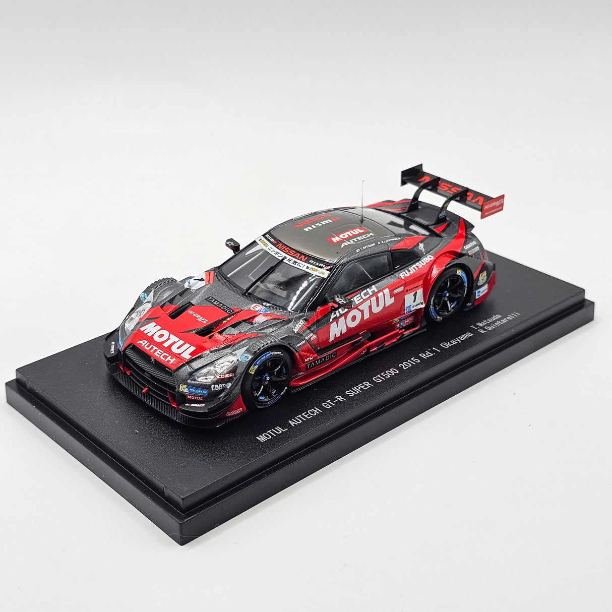 EBBRO Nissan GT-R R35 #1 Motul Autech Super GT GT500 2015 Okayama 1/43 Scale