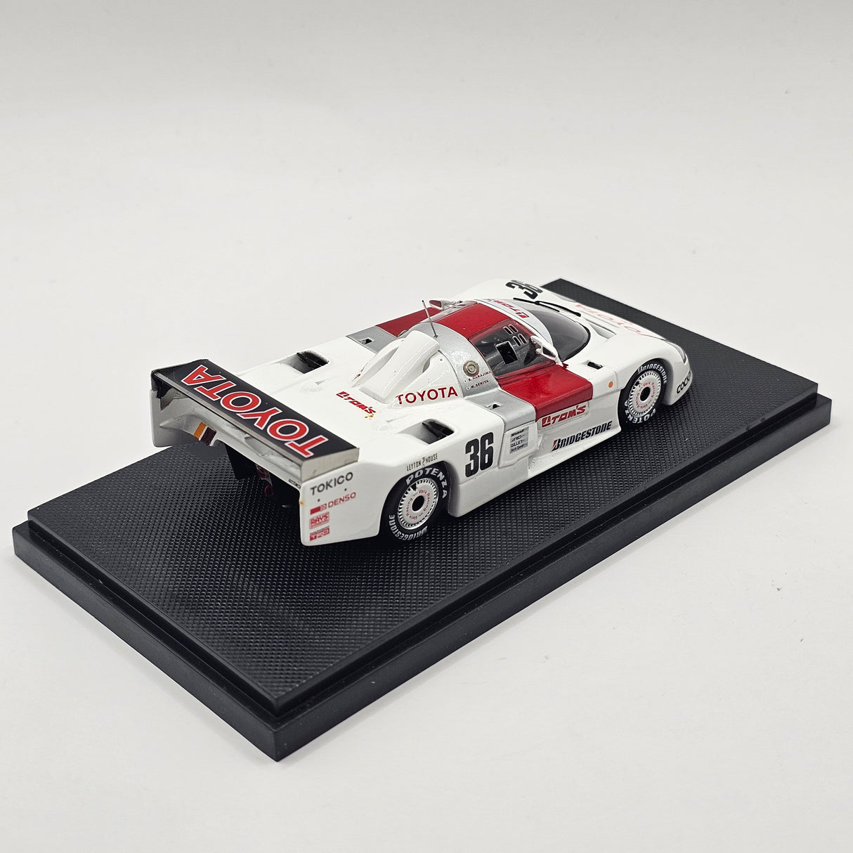 EBBRO Toyota 86C #36 Toyota Team Tom's WEC Japan 1986 1/43 Scale