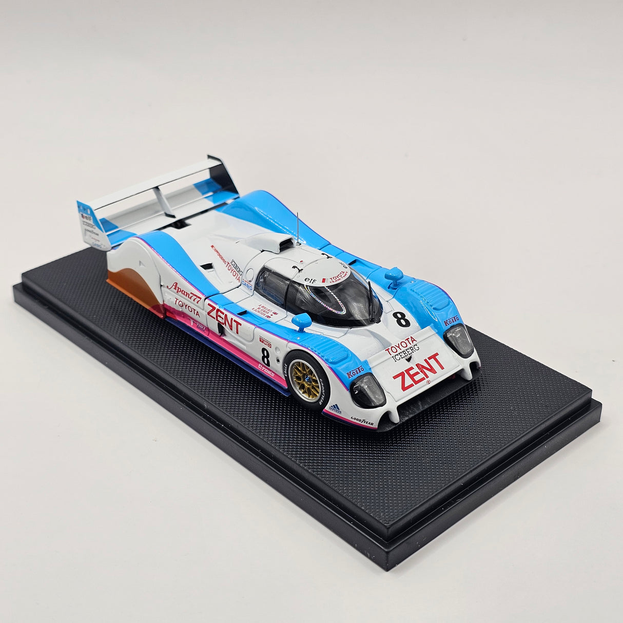 EBBRO Toyota TS-010 #8 Toyota Team Tom's GB Le Mans 1992 1/43 Scale