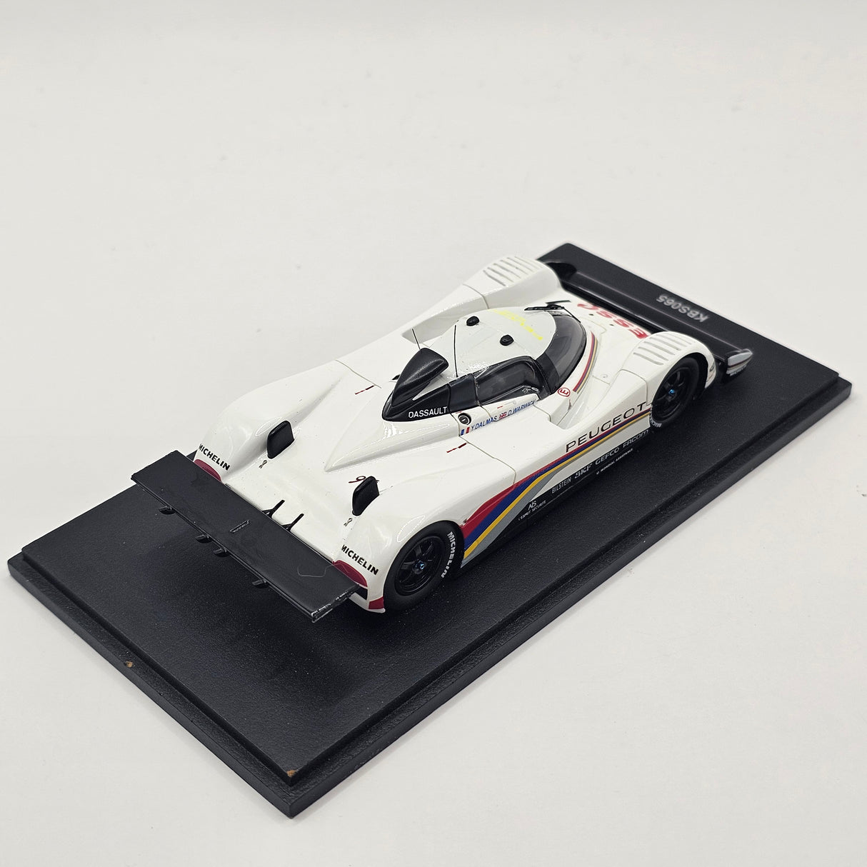 Spark Peugeot 905 EV1 Bis #1 Peugeot Talbot Sport Suzuka 1000KM 1992 Winner 1/43 Scale KBS065