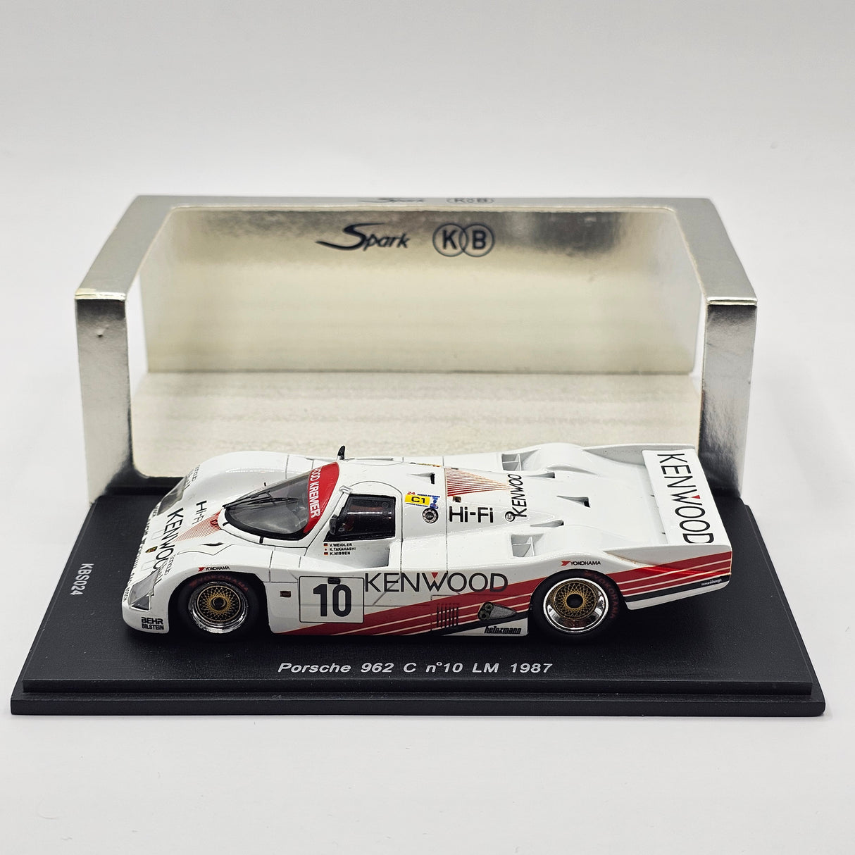 Spark Porsche 962 C #10 Porsche Kremer Racing Le Mans 1987 1/43 Scale KBS024