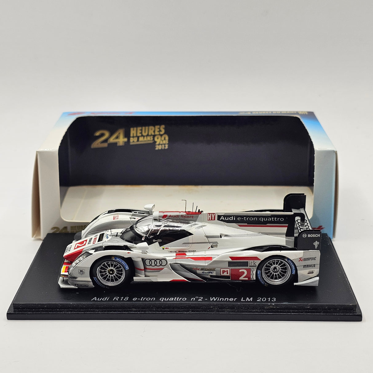 Spark Audi R18 e-tron Quattro #2 Audi Sport Team Joest Le Mans 2013 Winner 1/43 Scale 43LM13