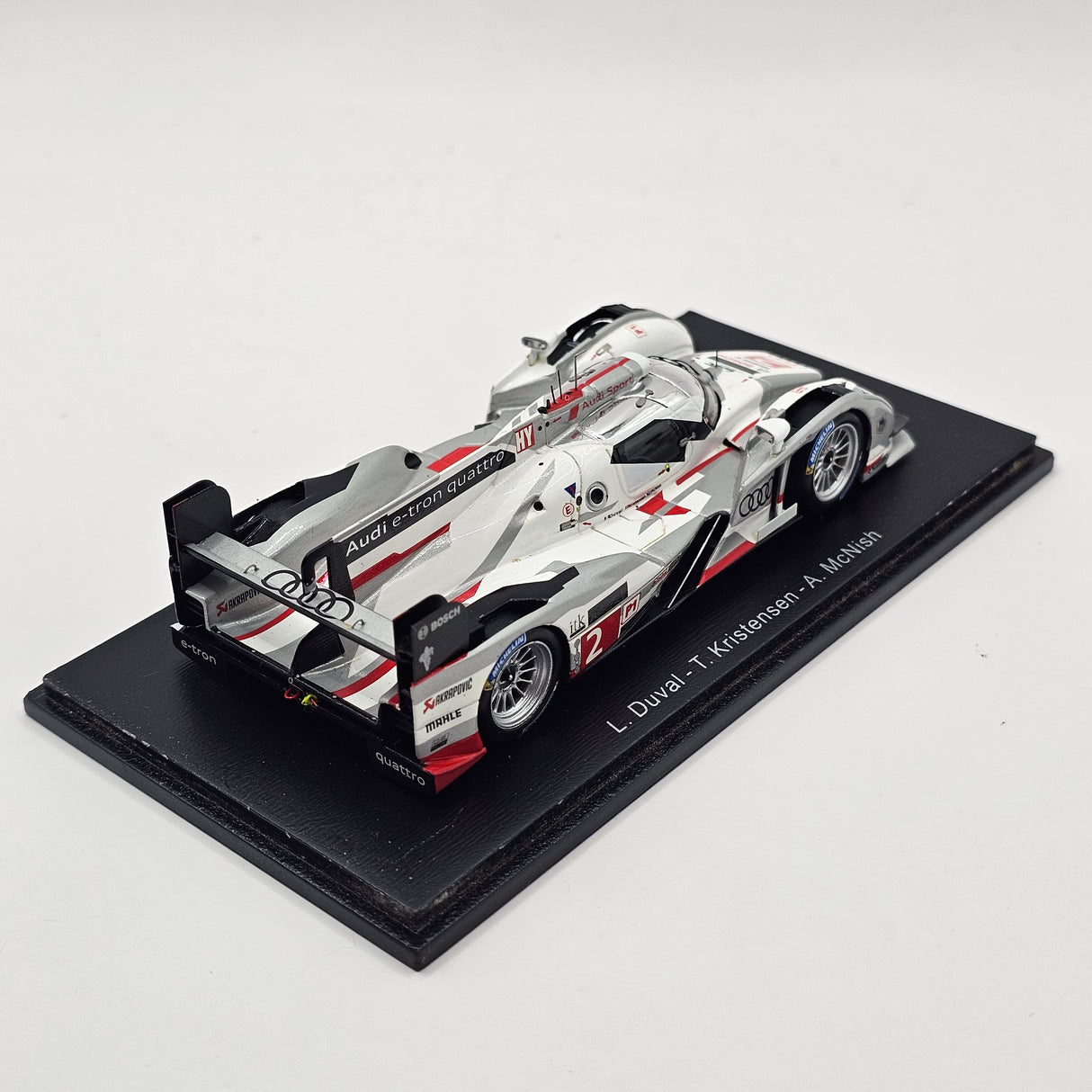 Spark Audi R18 e-tron Quattro #2 Audi Sport Team Joest Le Mans 2013 Winner 1/43 Scale 43LM13