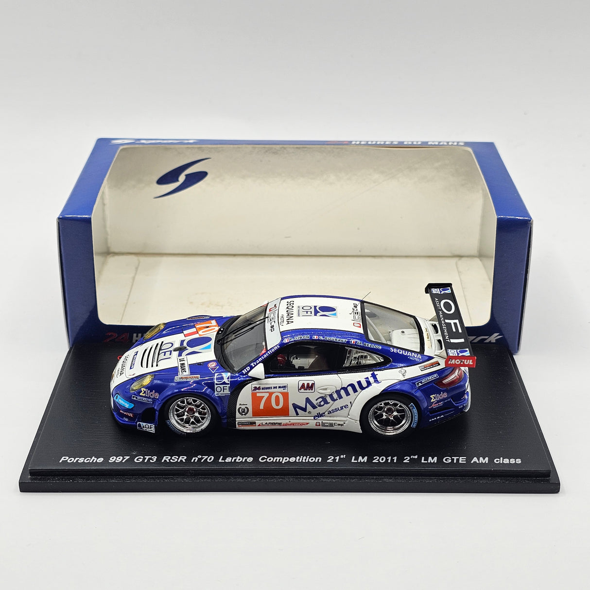 Spark Porsche 997 GT3 RSR #70 Larbre Competition Le Mans 2011 GTE AM 1/43 Scale