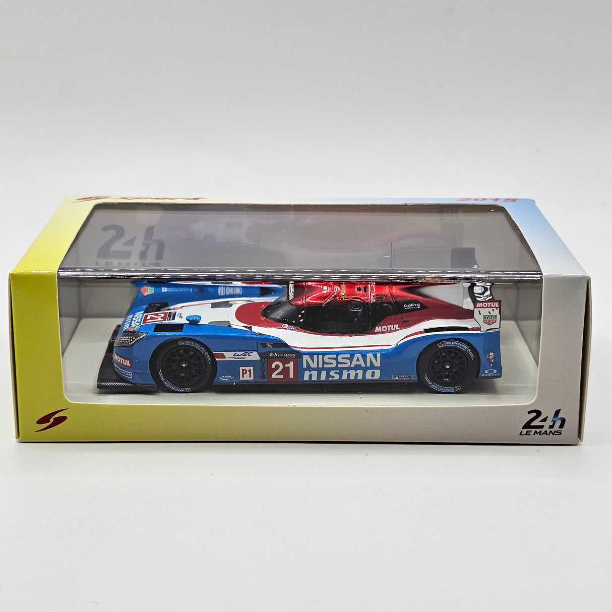 Spark Nissan GT-R LM Nismo #21 Nissan Motorsports Le Mans 2015 1/43 Scale S4640