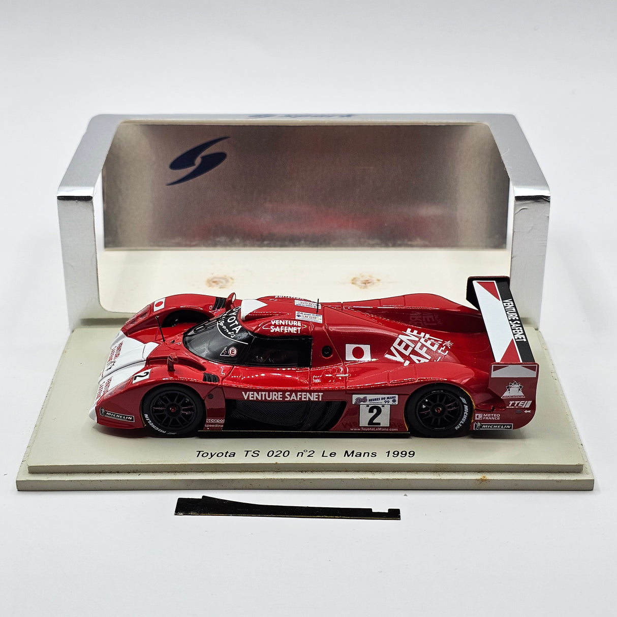 Spark Toyota TS020 GT-One #2 Toyota Motorsports Le Mans 1999 1/43 Scale