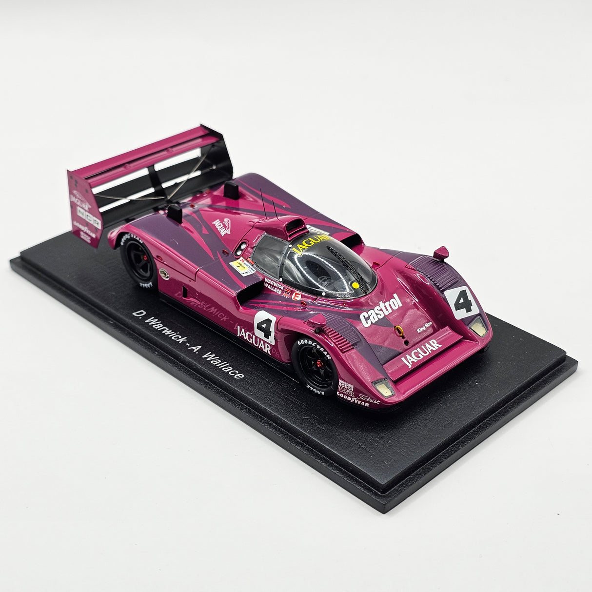 Spark Jaguar XJR-14 #4 Silk Cut Tom Walkinshaw Racing Le Mans 1991 1/43 Scale S0775