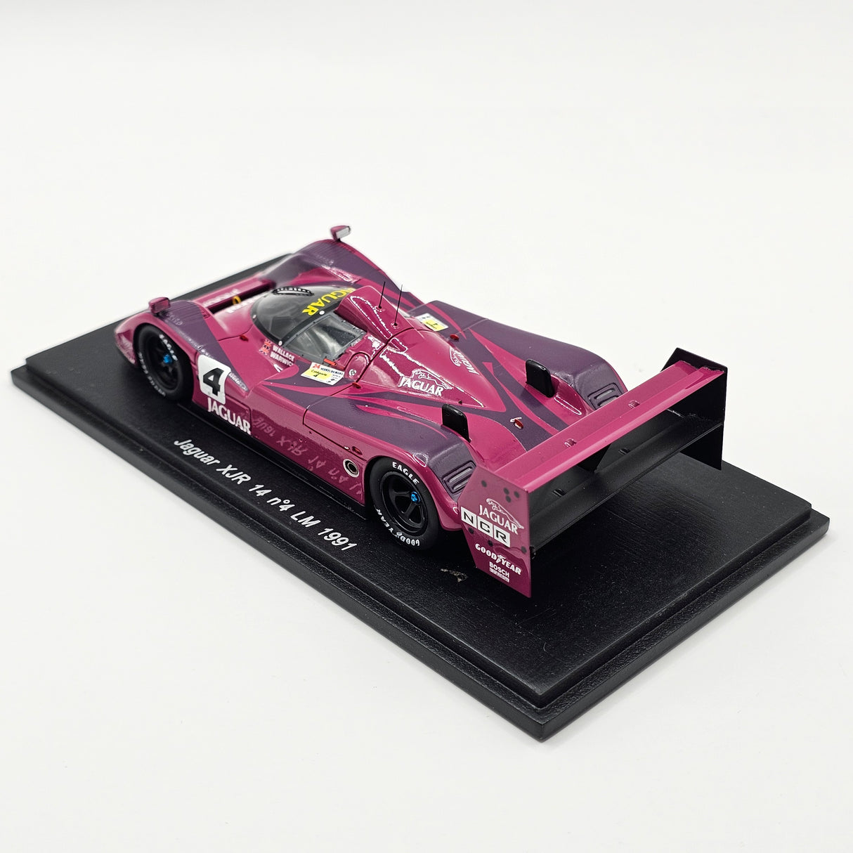 Spark Jaguar XJR-14 #4 Silk Cut Tom Walkinshaw Racing Le Mans 1991 1/43 Scale S0775
