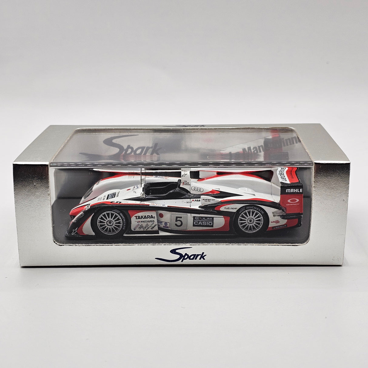 Spark Audi R8 #5 Team Audi Sport Japan GOH Le Mans 2004 Winner 1/43 Scale S0674