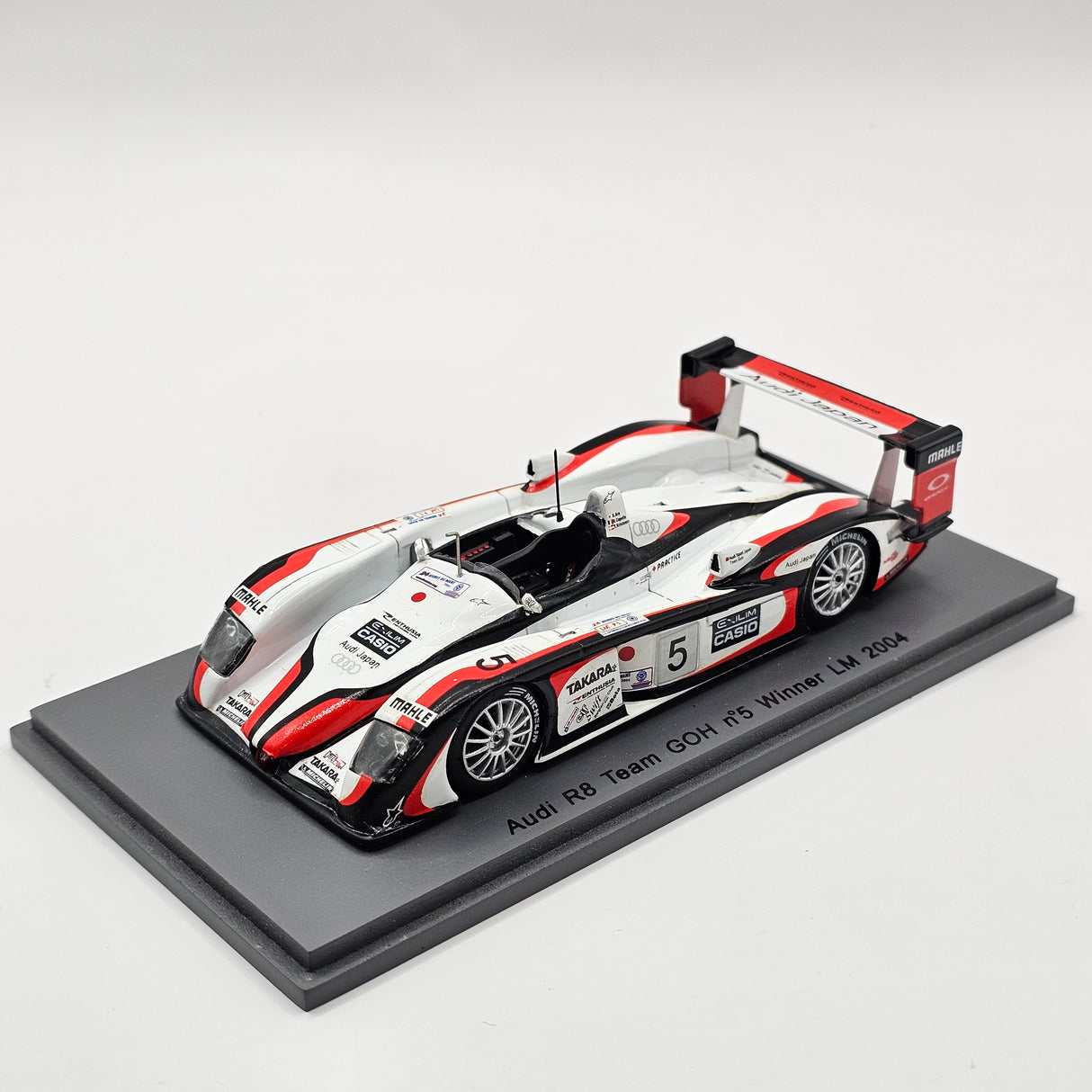 Spark Audi R8 #5 Team Audi Sport Japan GOH Le Mans 2004 Winner 1/43 Scale S0674