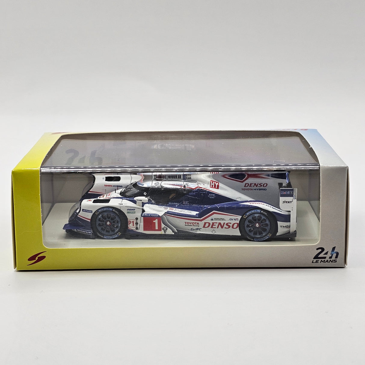 Spark Toyota TS040 Hybrid #1 Toyota Racing LMP1 Le Mans 2015 1/43 Scale S4630
