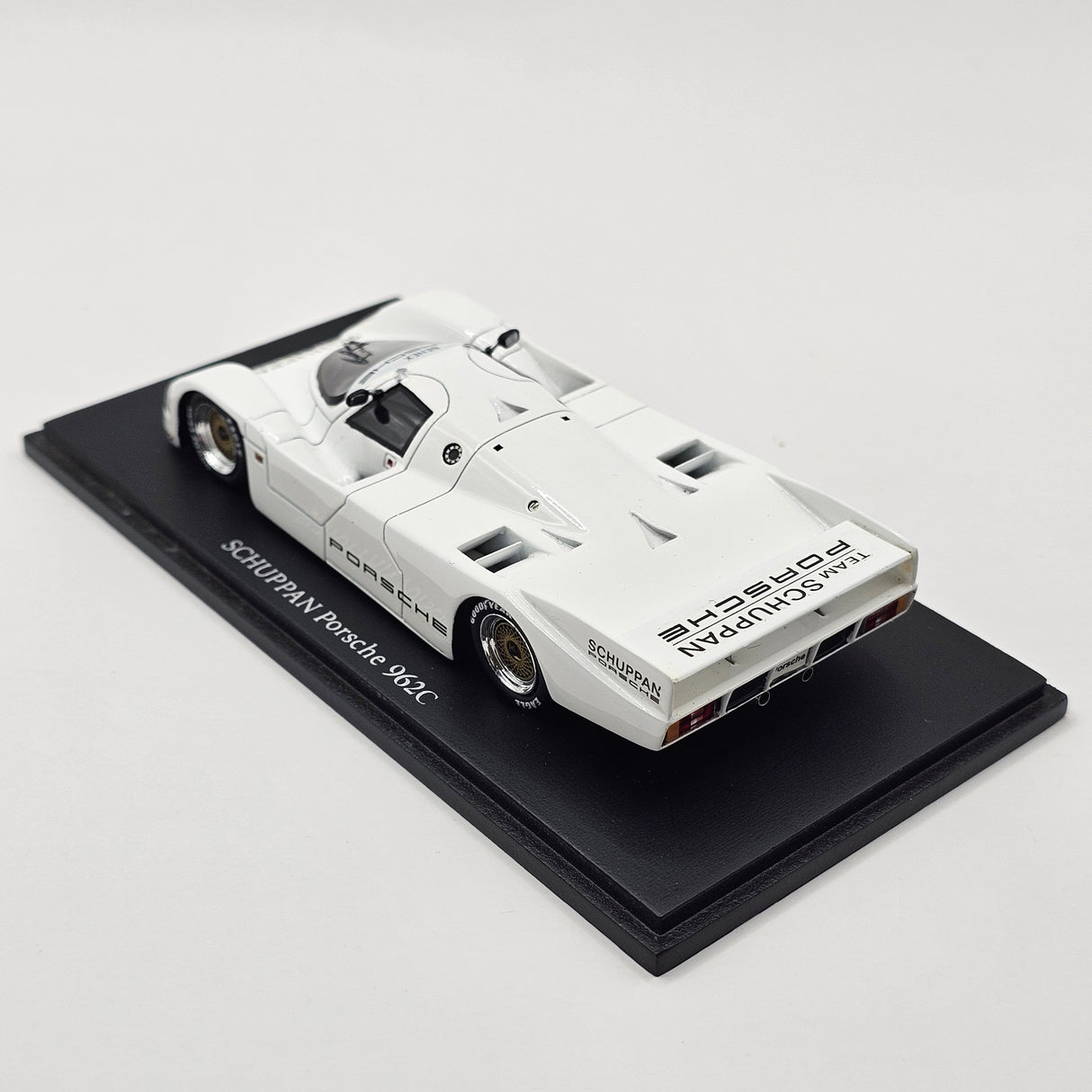 Spark Porsche Schuppan 962C - Minicar Fan Limited Edition White 1/43 Scale