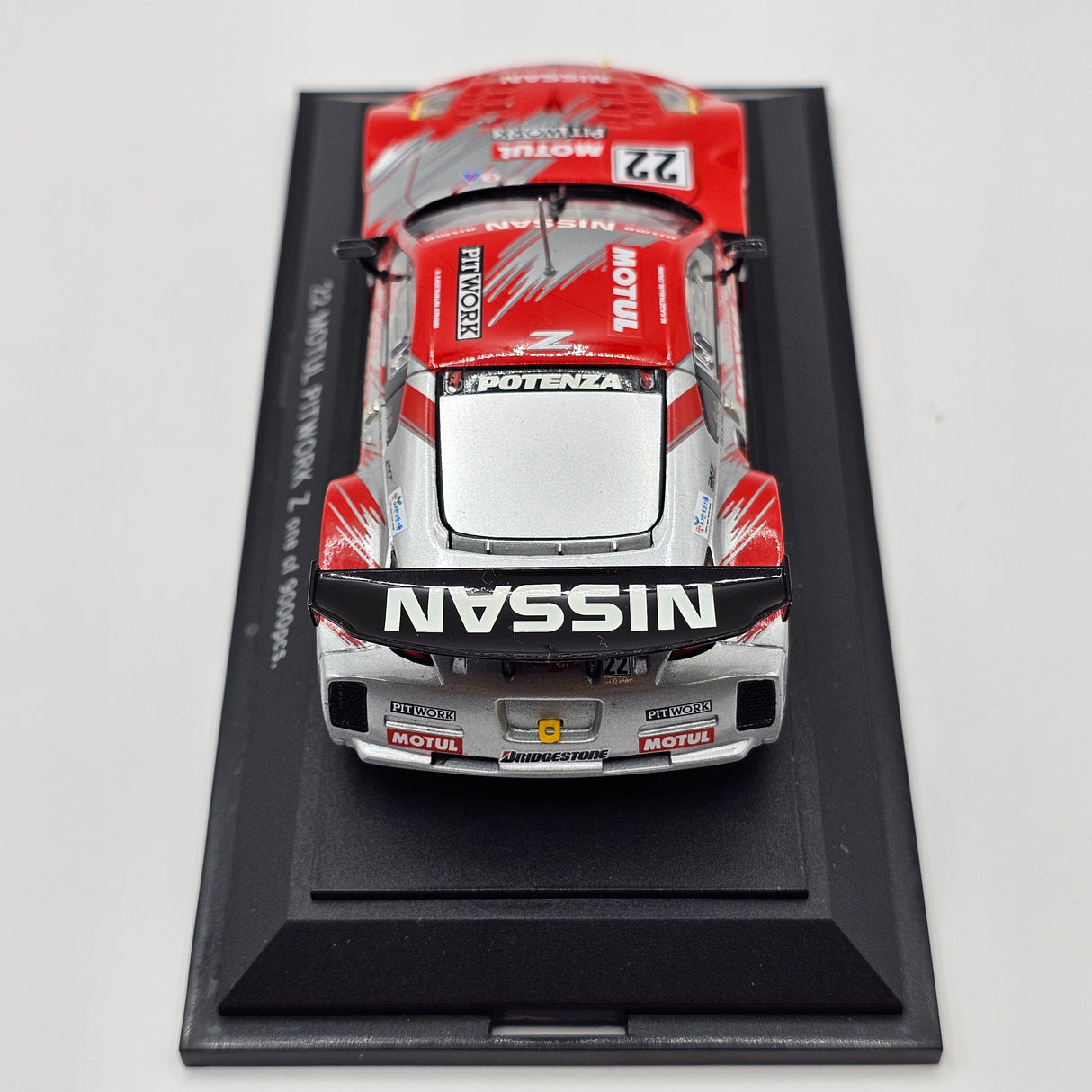 EBBRO Nissan #22 Nismo Motul Pitwork Z JGTC 2004 GT500 1/43 Scale