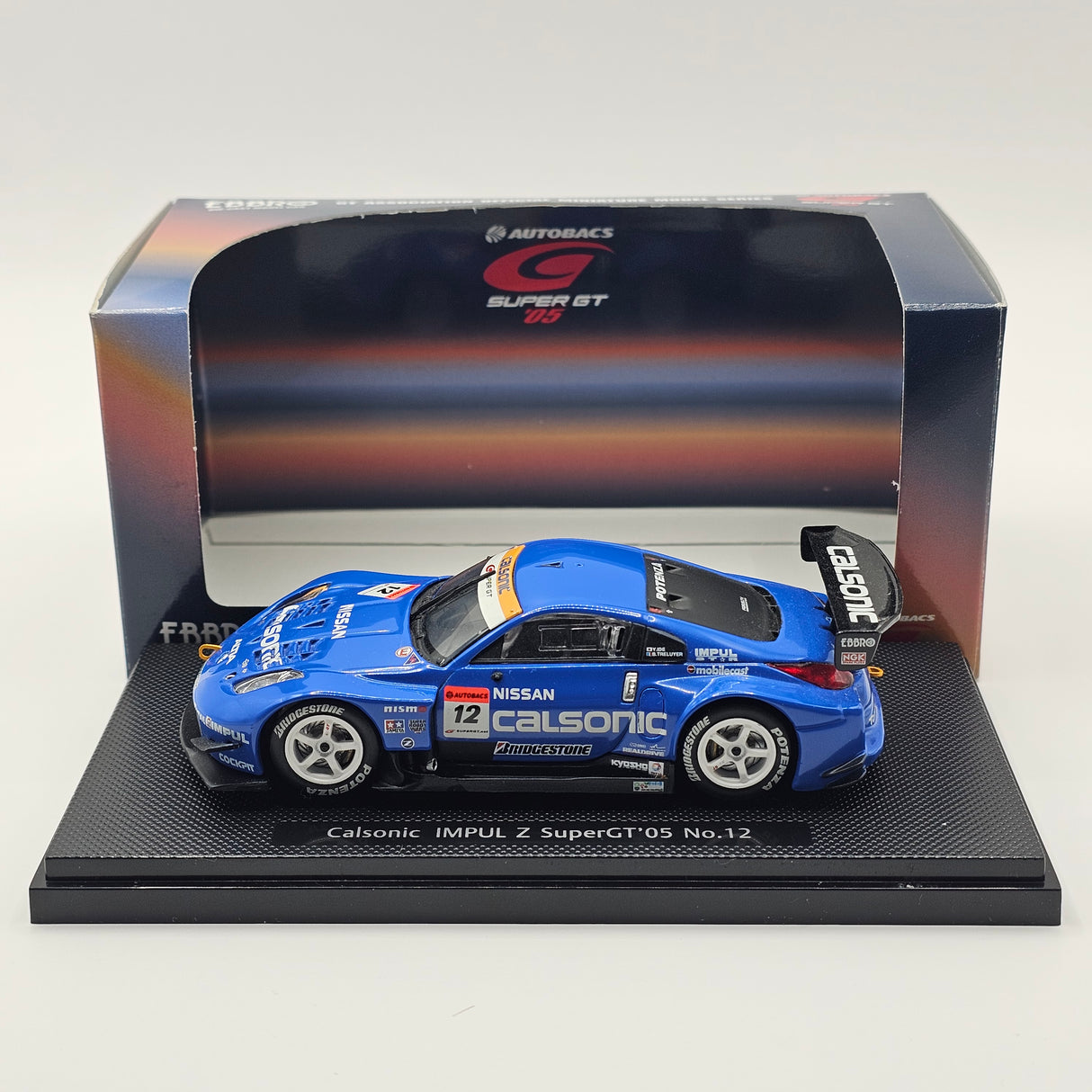 EBBRO Nissan Z #12 Calsonic Team Impul Super GT 2005 GT500 1/43 Scale