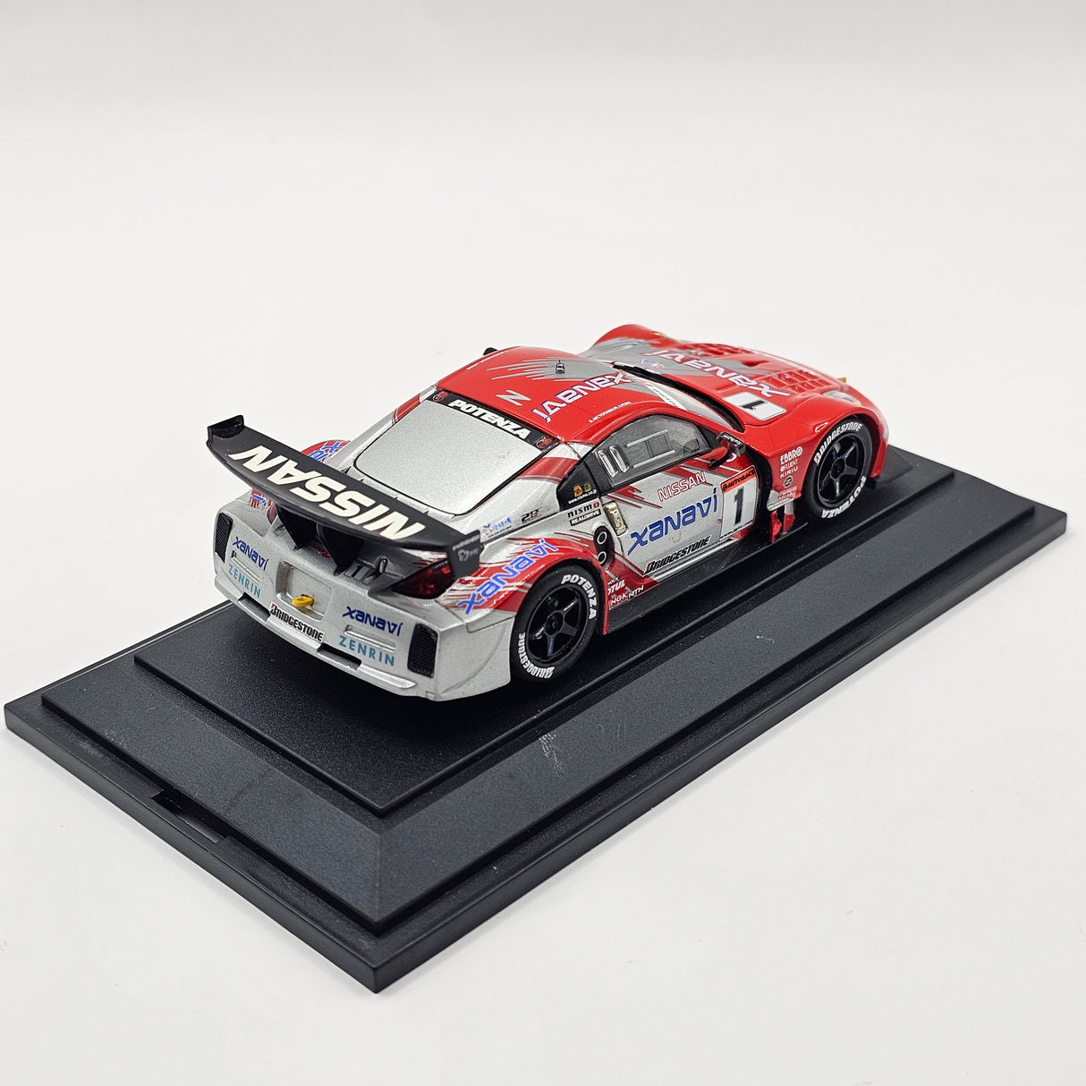 EBBRO Nissan Z #1 Xanavi Nismo JGTC 2004 GT500 1/43 Scale