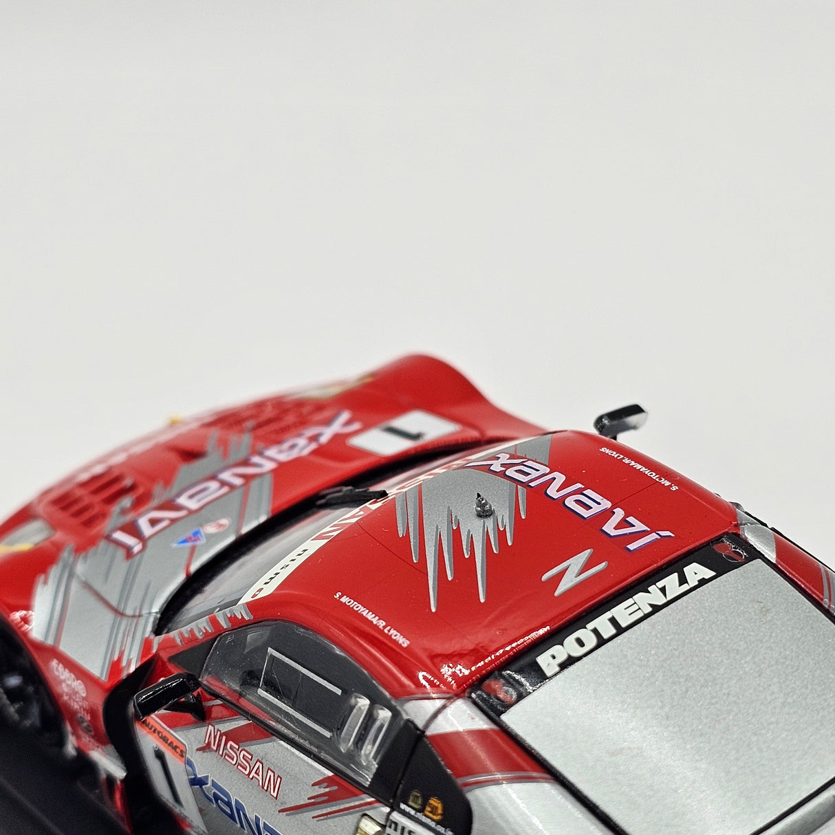 EBBRO Nissan Z #1 Xanavi Nismo JGTC 2004 GT500 1/43 Scale