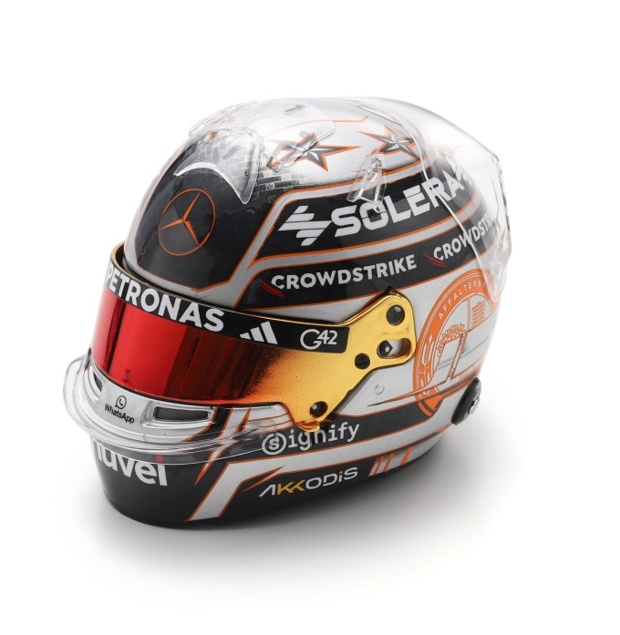 Spark Kimi Antonelli Mercedes Petronas Team British F1 GP 2025 Helmet 1/5 Scale