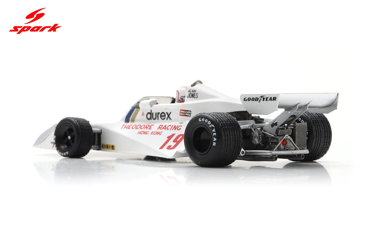 Spark Surtees TS19 #19 Alan Jones 1976 Japanese F1 Grand Prix 1/43 Scale
