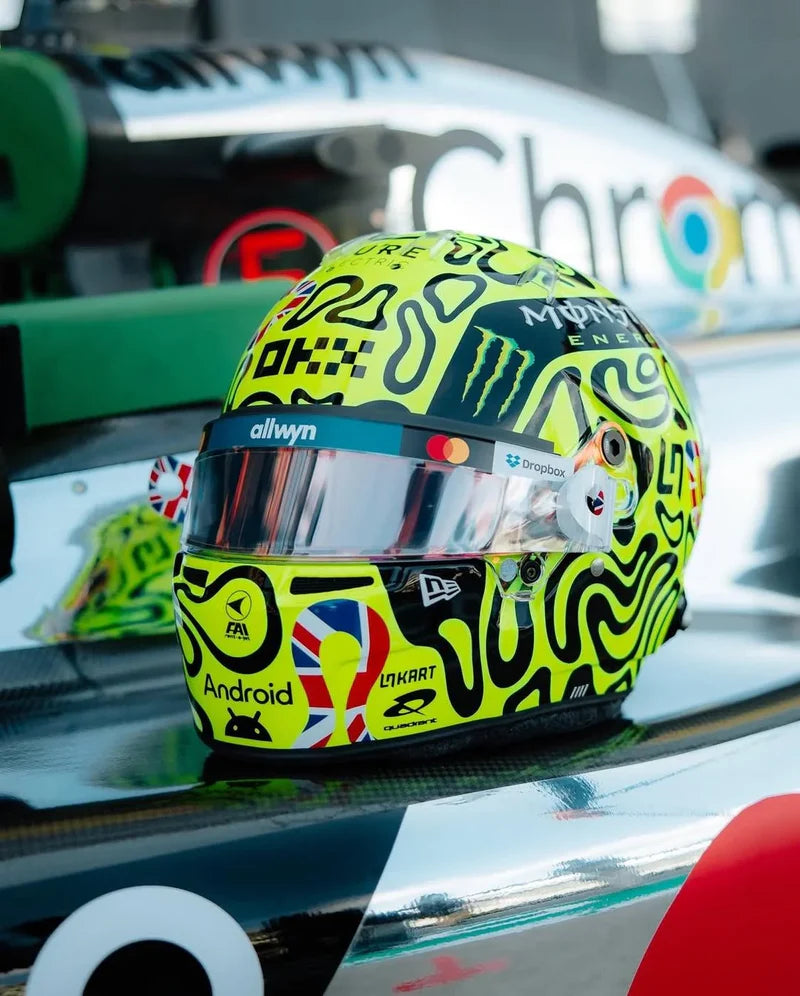 Spark Lando Norris McLaren Formula 1 Team British F1 GP 2025 Helmet 1/5 Scale
