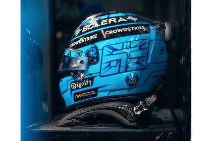 Spark George Russell Mercedes-AMG PETRONAS Formula One Team 2026 British Grand Prix Mini Helmet 1/5 Scale
