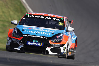 Spark Hyundai i30 Fastback N Performance #28 Team Vertu Nic Hamilton BTCC 2026 1/43 Scale UK058