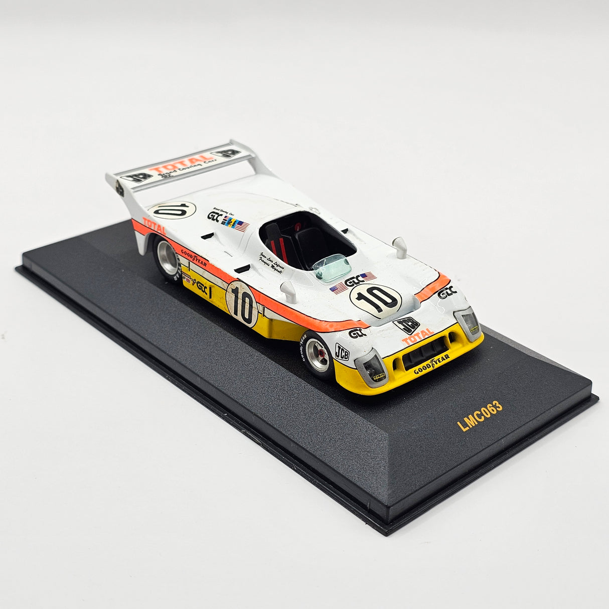IXO Mirage GR8 #10 Grand Touring Cars Inc Le Mans 1976 1/43 Scale LMC063
