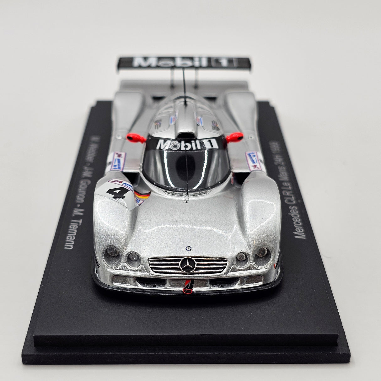 Spark Mercedes-Benz CLR #4 AMG-Mercedes 24Hrs Le Mans 1999 1/43 Scale S0994