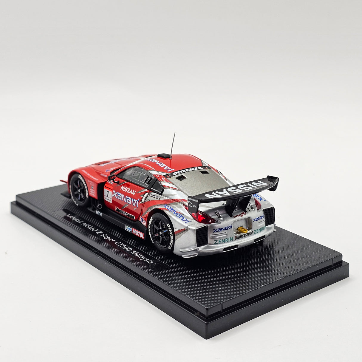 EBBRO Nissan Z #1 Xanavi Nismo Super GT GT500 2005 Malaysia Rd 1/43 Scale