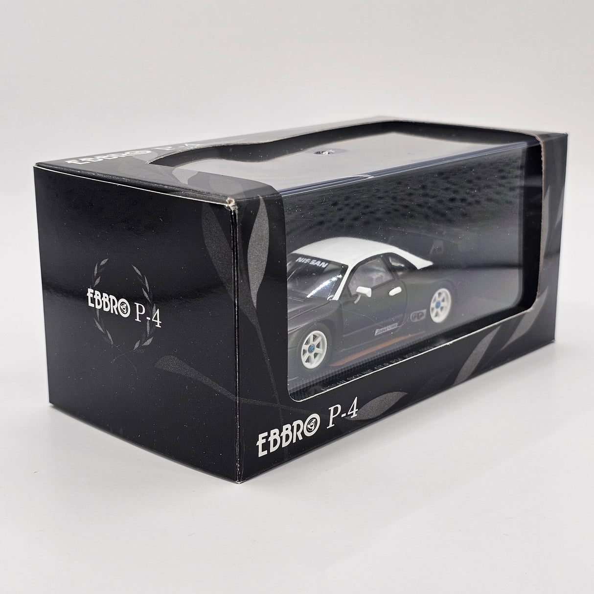 EBBRO P4 Nissan Skyline R34 GT-R NISMO JGTC GT500 1999 Test Car 1/43 Scale