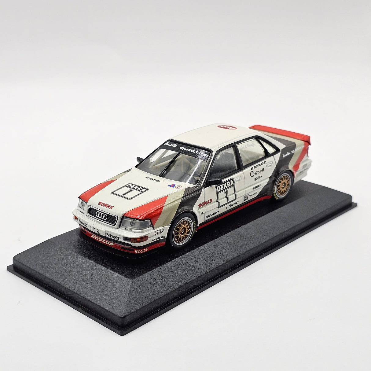 Minichamps Audi V8 Quattro #1 Hans Stuck DTM 1991 1/43 Scale