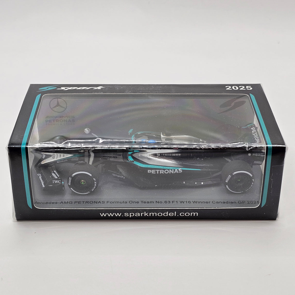 Spark Mercedes W16 #63 George Russell Canadian F1 GP 2025 Winner (With Pitboard) 1/43 Scale S9616