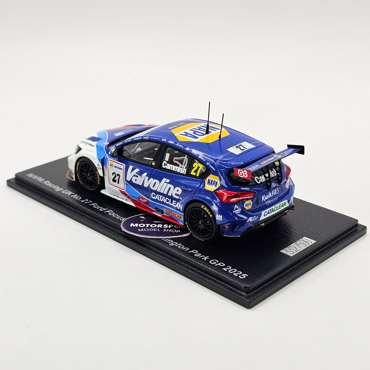 Spark Ford Focus #27 Dan Cammish BTCC Donington Park Valvoline 1/43 Scale UK031
