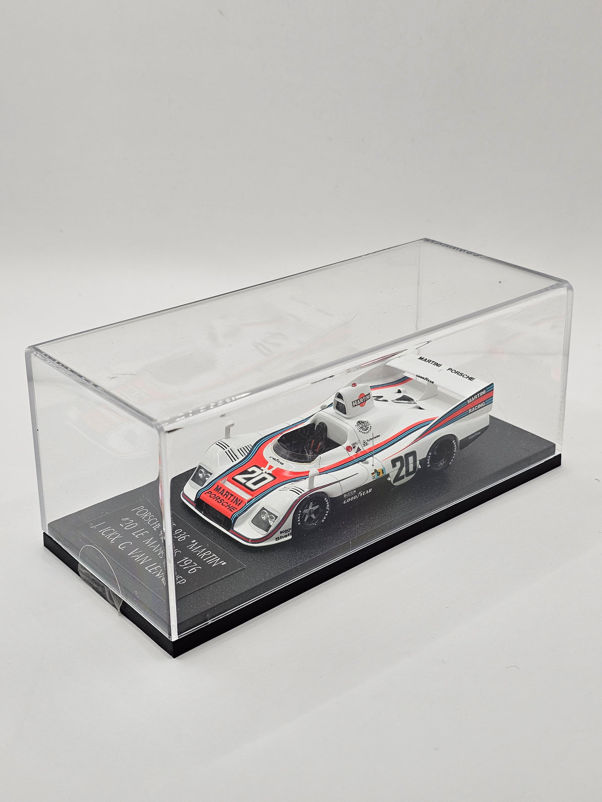 Spark Porsche 936 #20 Martini Racing Porsche Winner 24Hrs Le Mans 1976 1/43 Scale