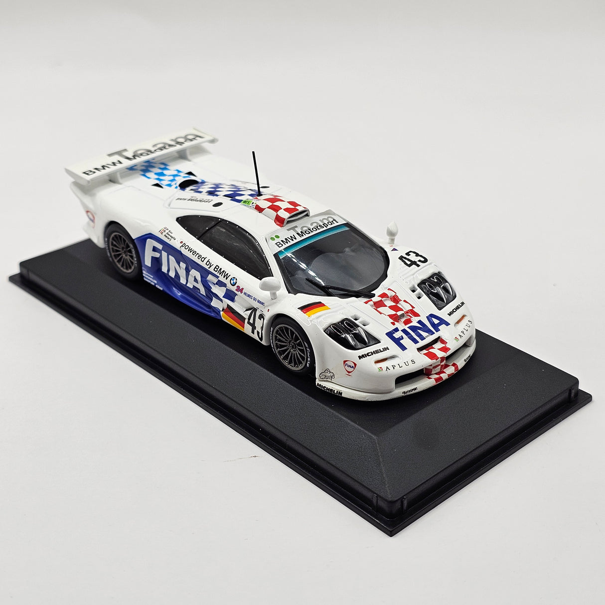 Minichamps McLaren F1 GTR Long Tail #43 BMW Motorsport Le Mans 1997 1/43 Scale