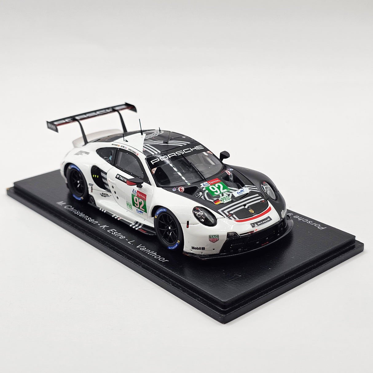 Spark Porsche 911 RSR-19 #92 Porsche GT Team 24Hrs Le Mans 2020 1/43 Scale