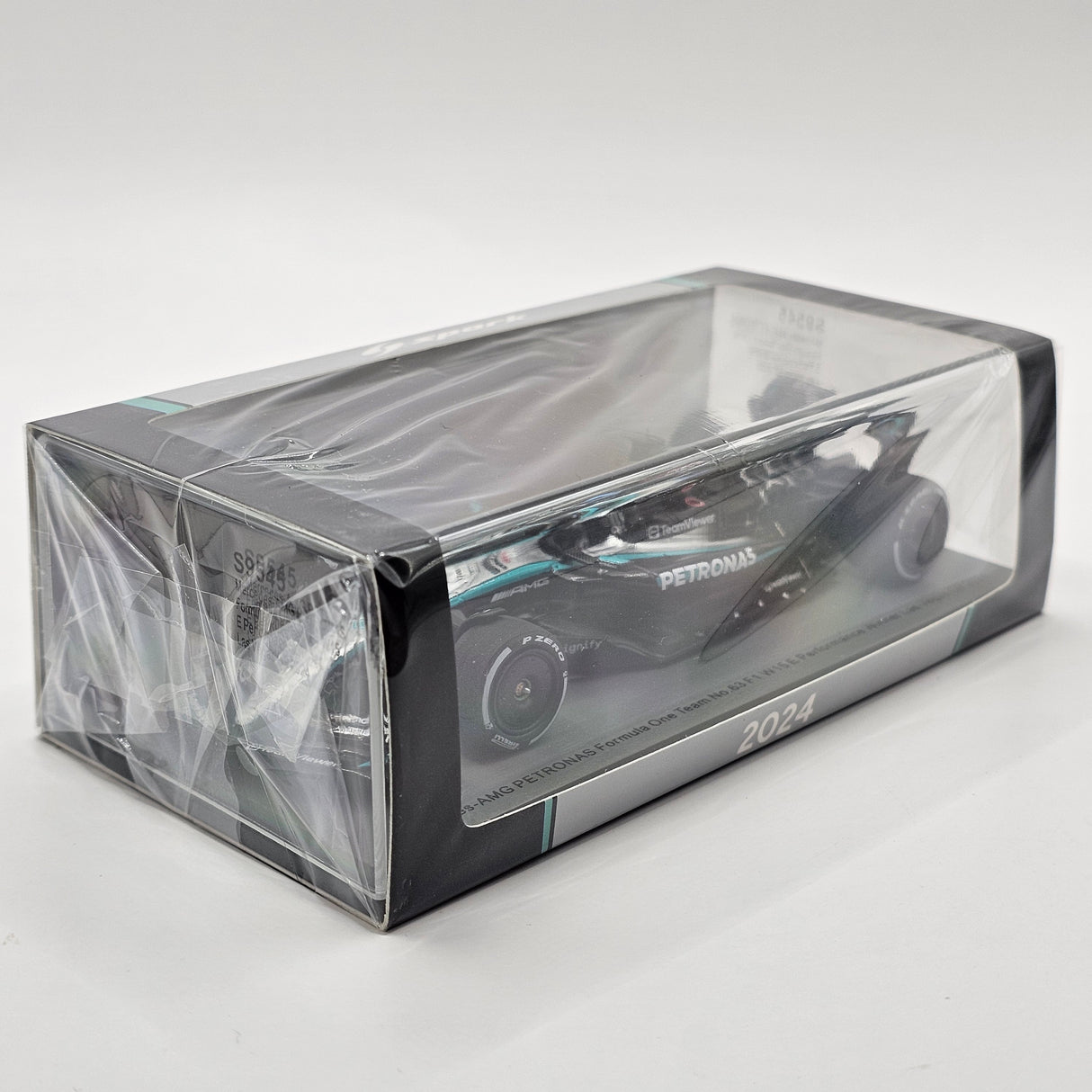 Spark Mercedes-AMG F1 W15 #63 George Russell Winner Las Vegas F1 GP 2024 1/43 Scale