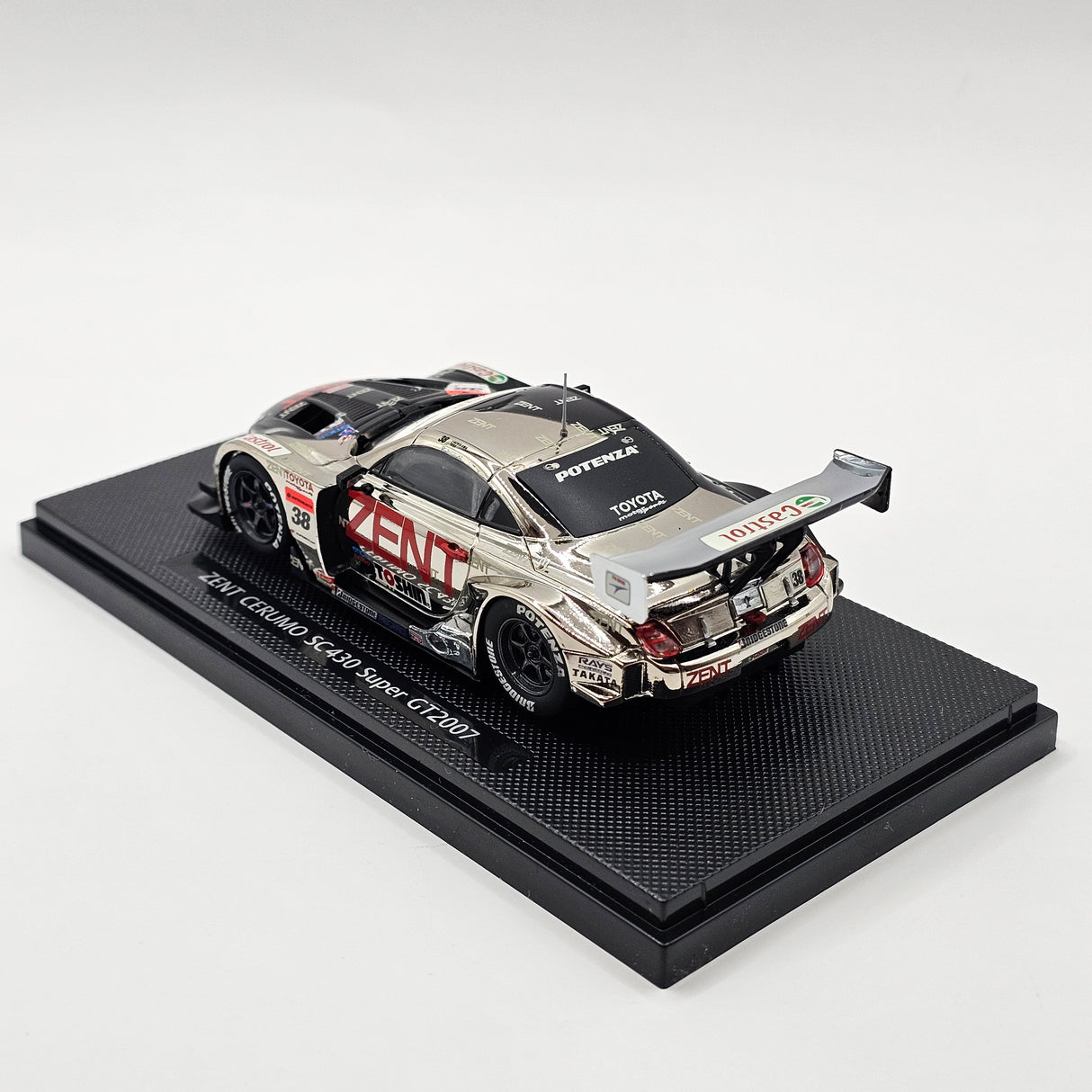 EBBRO Lexus SC430 #38 ZENT Toyota Team Cerumo Super GT GT500 2007 1/43 Scale