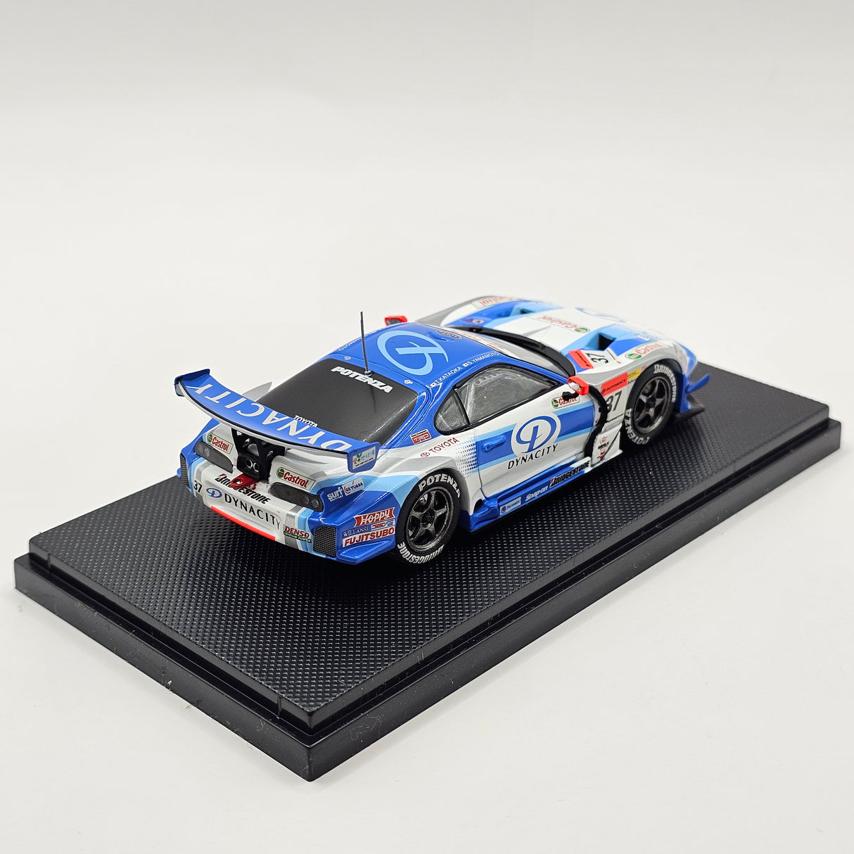 EBBRO Toyota Supra #37 Dynacity Tom's Super GT GT500 2005 1/43 Scale