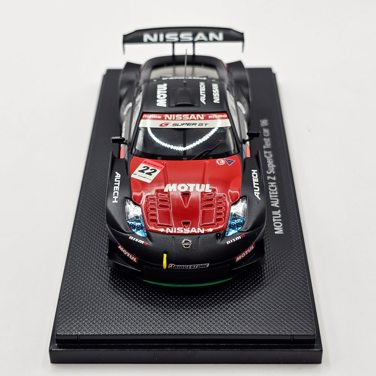 EBBRO Nissan Z #22 Motul Autech Test Car Super GT GT500 2006 1/43 Scale