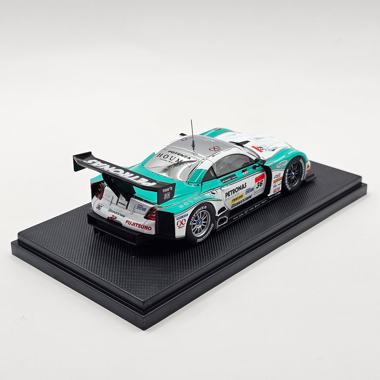 EBBRO Lexus SC430 #36 Petronas TOM'S Super GT 2011 GT500 1/43 Scale