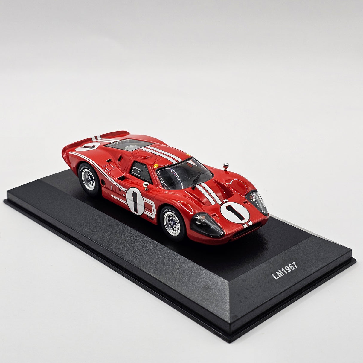 IXO Ford MK IV #1 Ford Motor Company 24Hrs Le Mans 1967 Winner 1/43 Scale