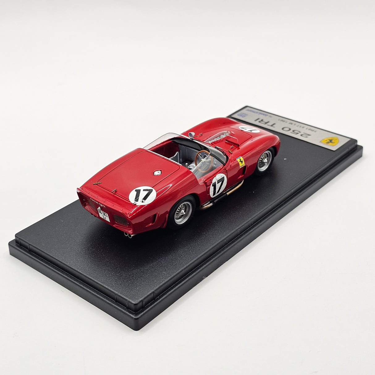 Looksmart Ferrari 250 TRI/61 #17 North American Racing Team 24Hrs Le Mans 1961 1/43 Scale