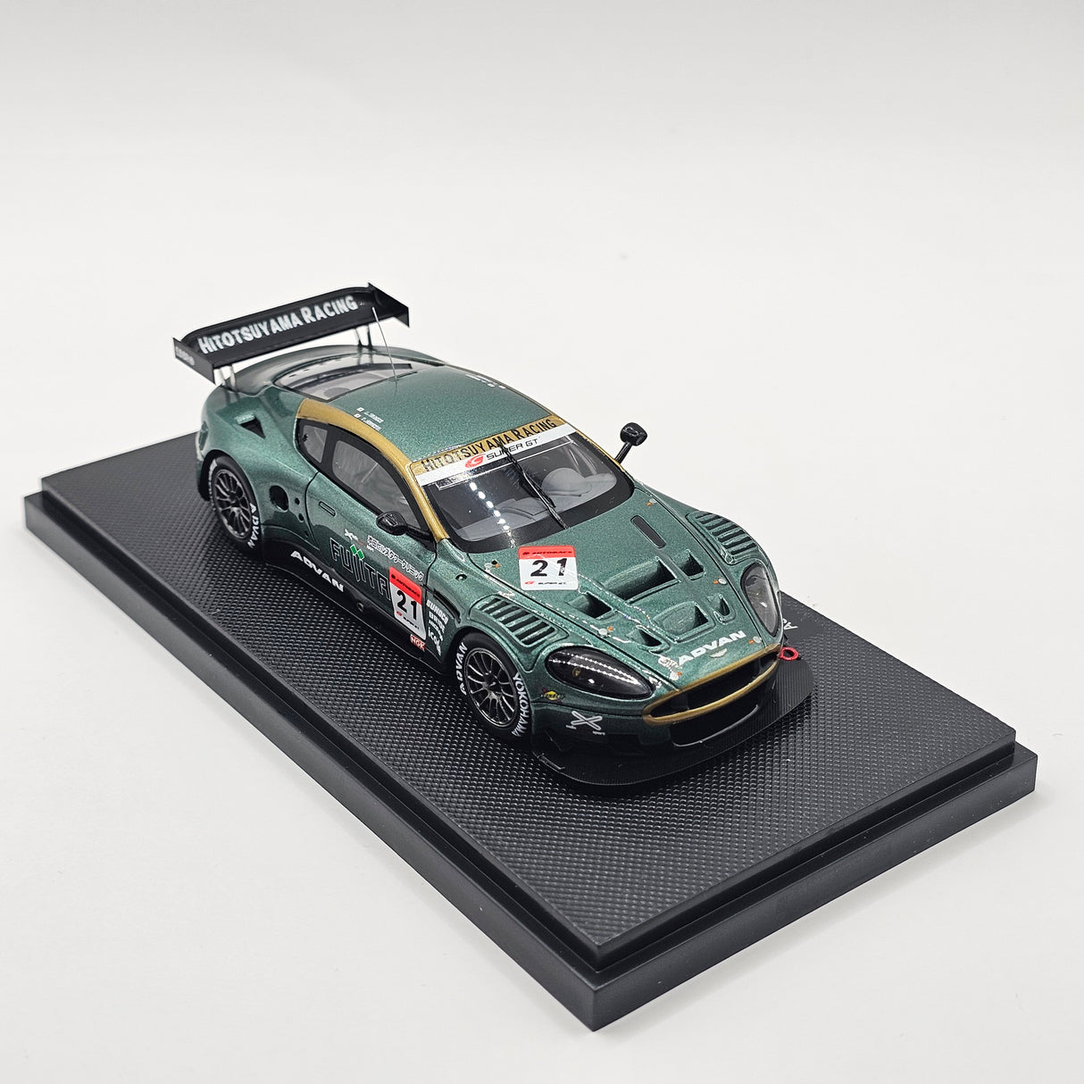 EBBRO Aston Martin DBR9 #21 Team Nova Super GT GT500 2009 1/43 Scale