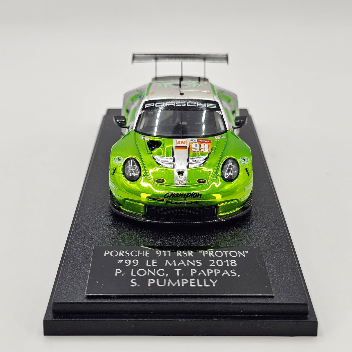 Spark Porsche 911 RSR #99 Proton Competition 24Hrs Le Mans 2018 1/43 Scale