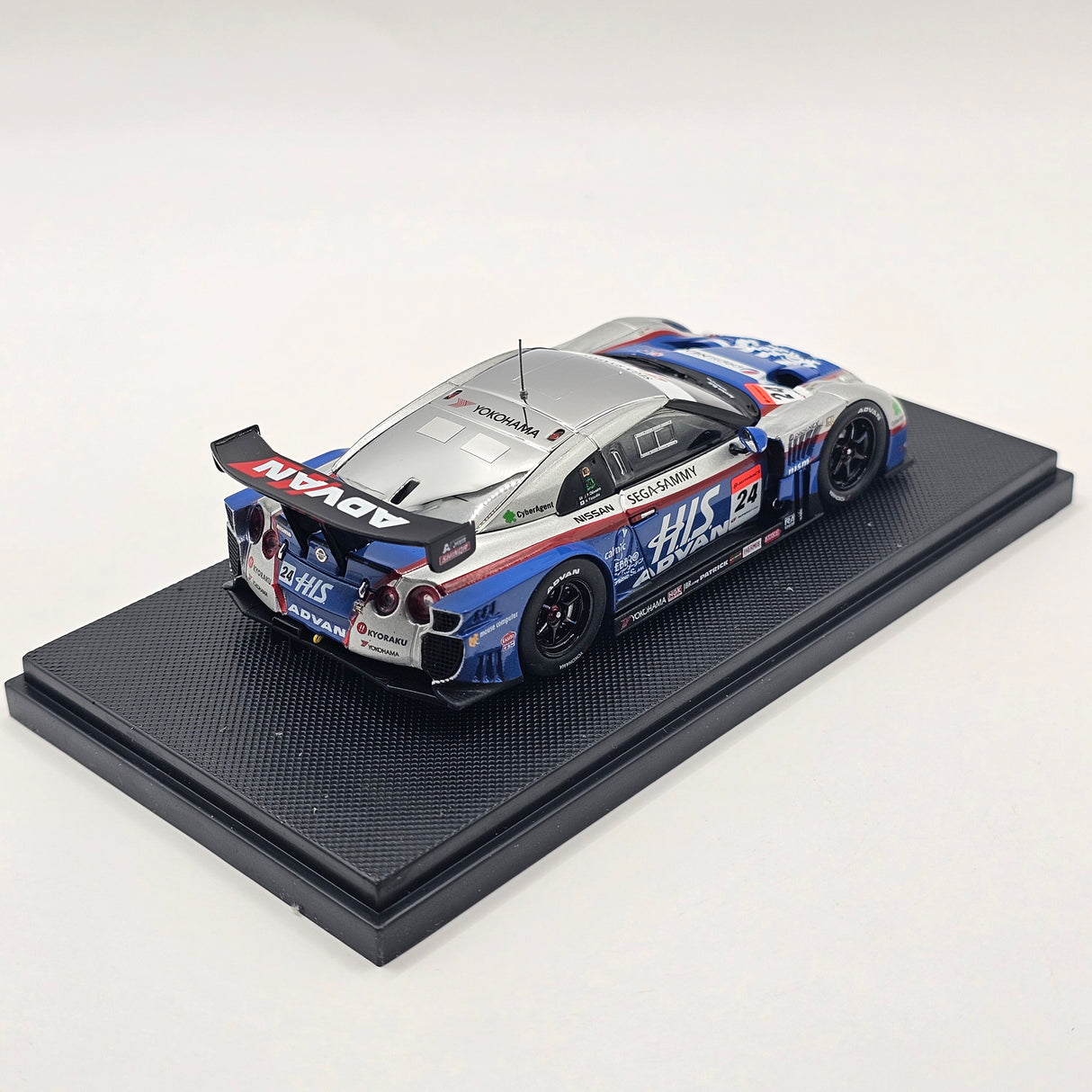 EBBRO Nissan GT-R #24 HIS Advan Kondo Super GT GT500 Rd.3 Fuji 2010 1/43 Scale