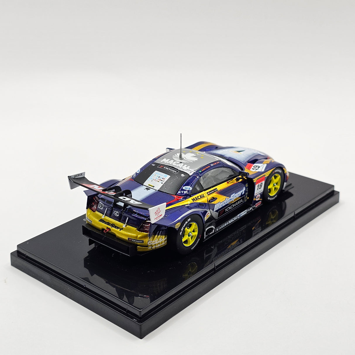 EBBRO Lexus SC430 #19 Lexus Team WedsSport Bandoh Super GT GT500 2012 1/43 Scale