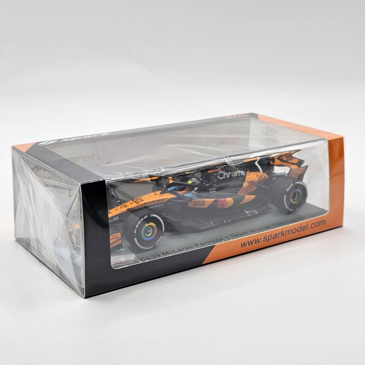 Spark McLaren MCL39 #81 Oscar Piastri Winner Chinese GP 2025 1/43 Scale S9580