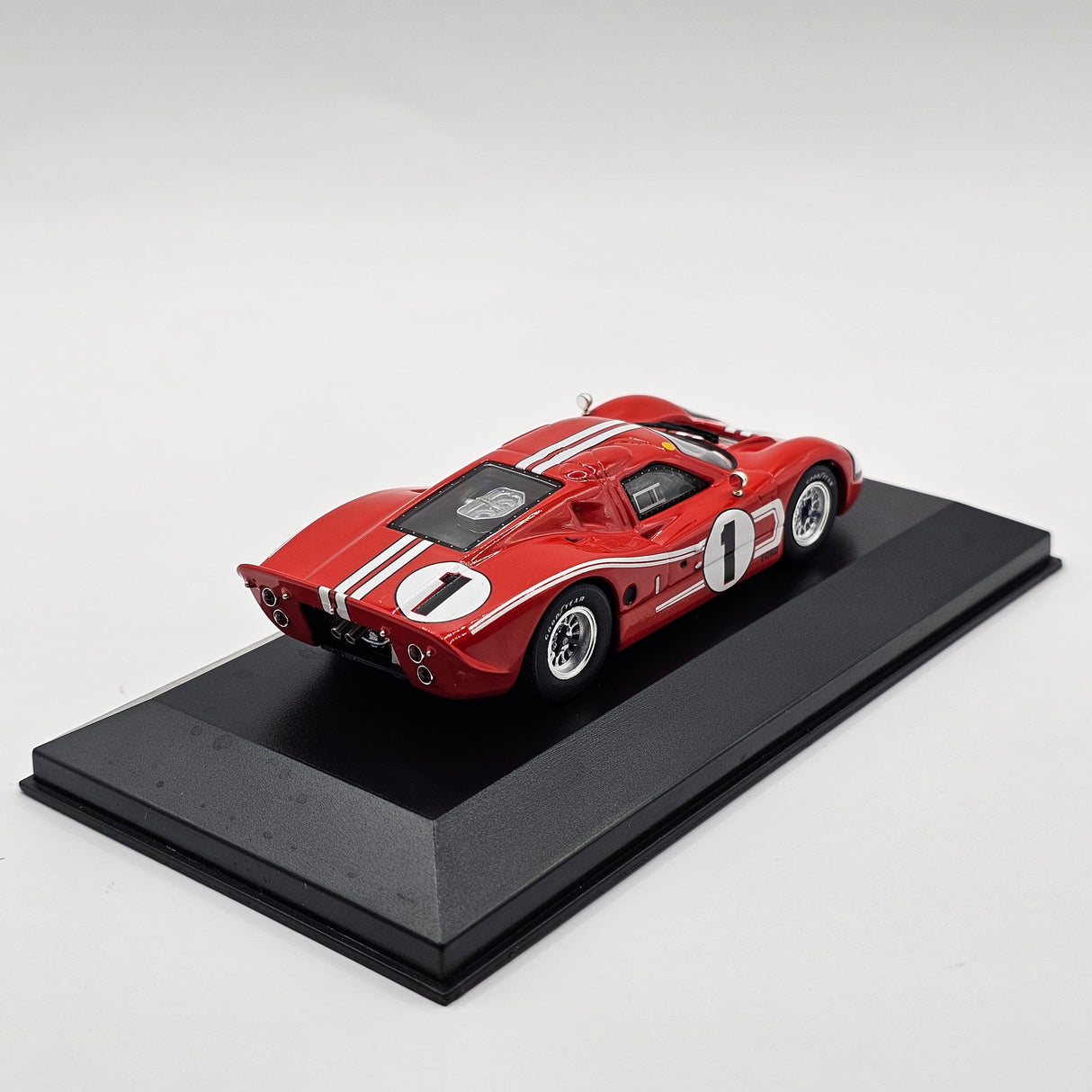 IXO Ford MK IV #1 Ford Motor Company 24Hrs Le Mans 1967 Winner 1/43 Scale