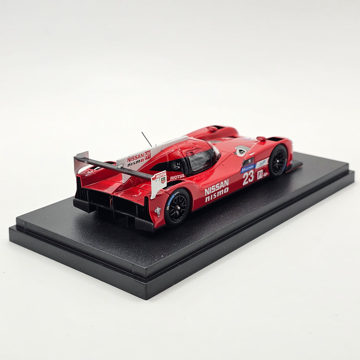 EBBRO Nissan GT-R LM Nismo #23 NISMO Launch Version 1/43 Scale 45250