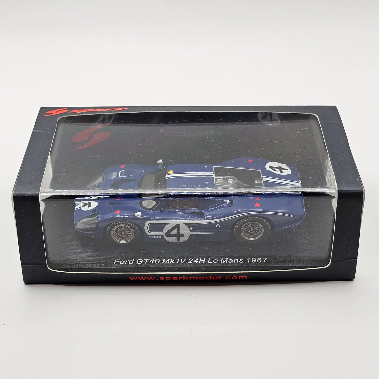 Spark Ford GT40 MK IV #4 Ford Motor Company 24Hrs Le Mans 1967 1/43 Scale
